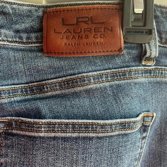 Lauren Ralph Lauren Modern Straight Curvy Jeans - Picture 5 of 8